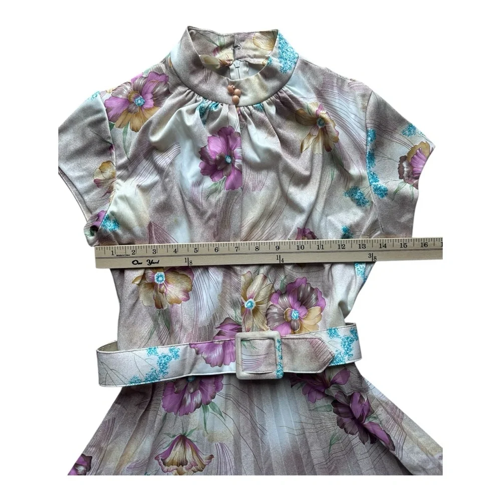 Vintage Conti-Lee New York floral key hole‎ dress with belt